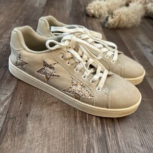 Women's Cream Star Sneakers